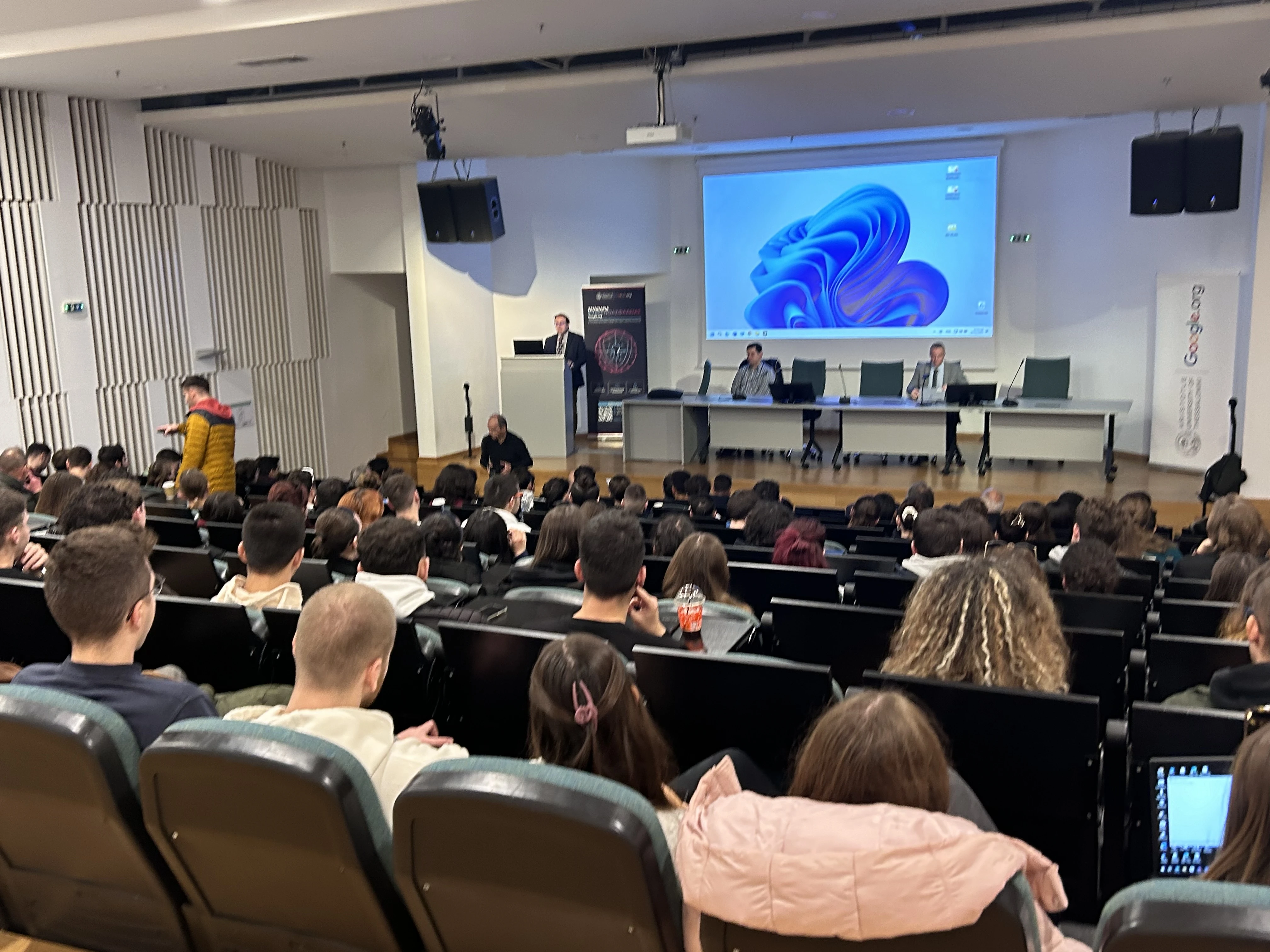 img-8949.jpg img-8949.jpg