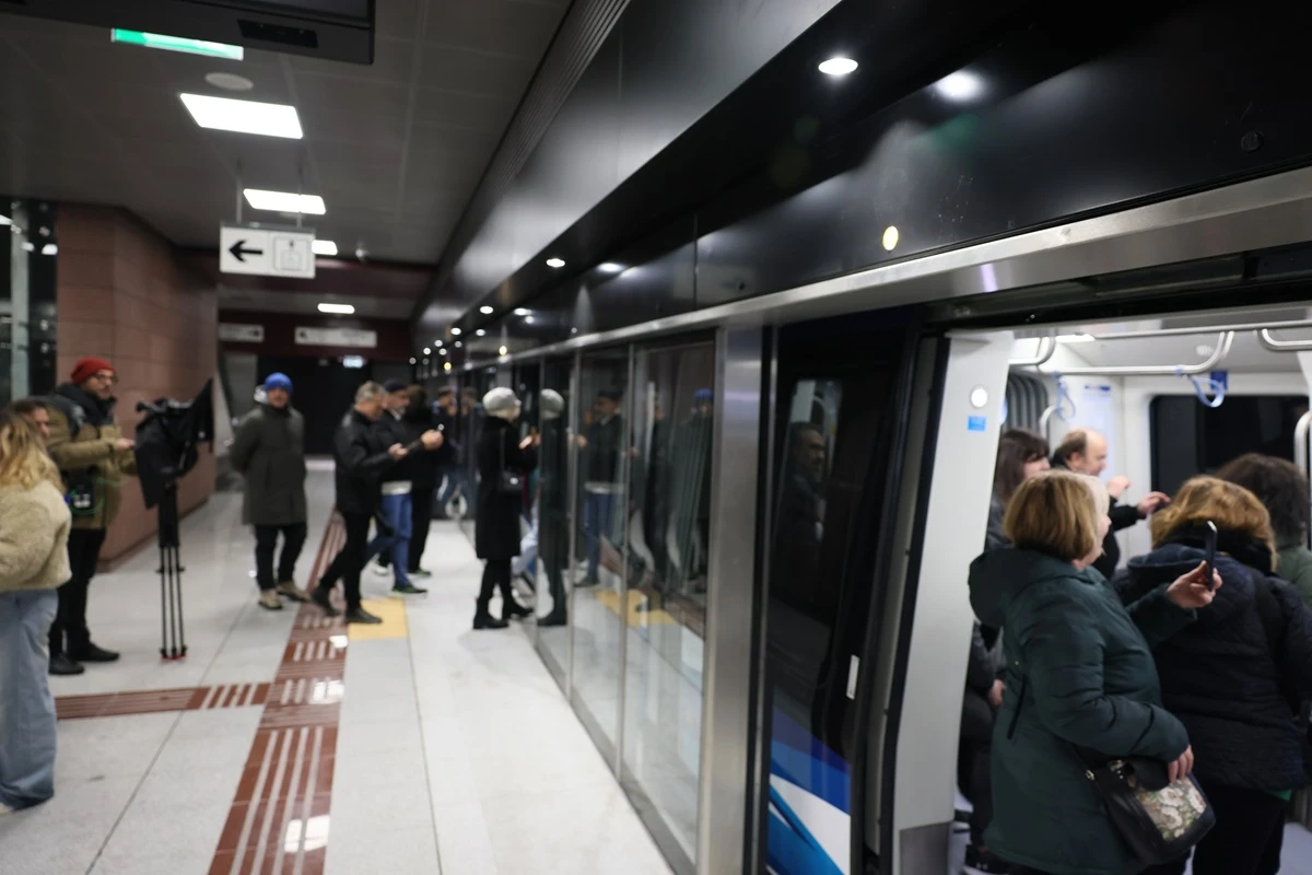 metro-thessalonikis-6-oSL5x.jpg