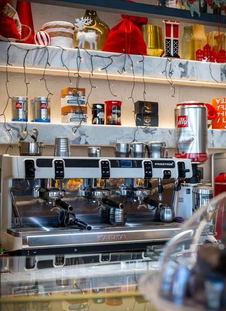 zacharoplastia-vasilis20.jpg zacharoplastia-vasilis20.jpg