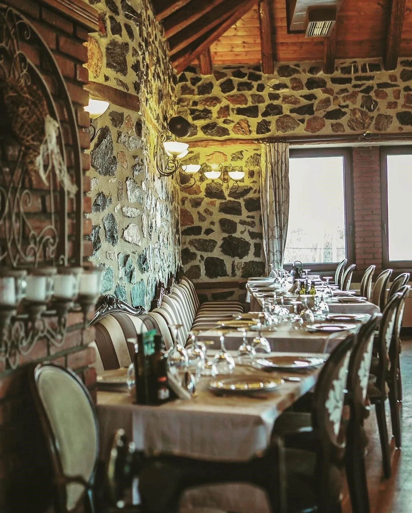 taverna-tseghani3-6dsMU.jpg taverna-tseghani3-6dsMU.jpg