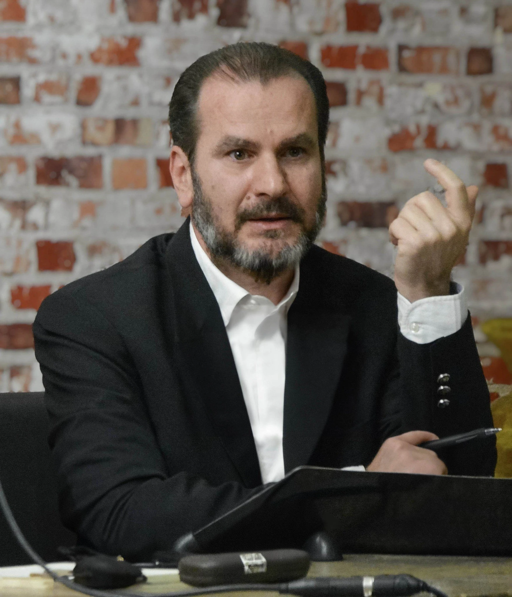 Ο αρχισυντάκτης στα Ελληνικά Hoaxes, Δημήτρης Αλικάκος