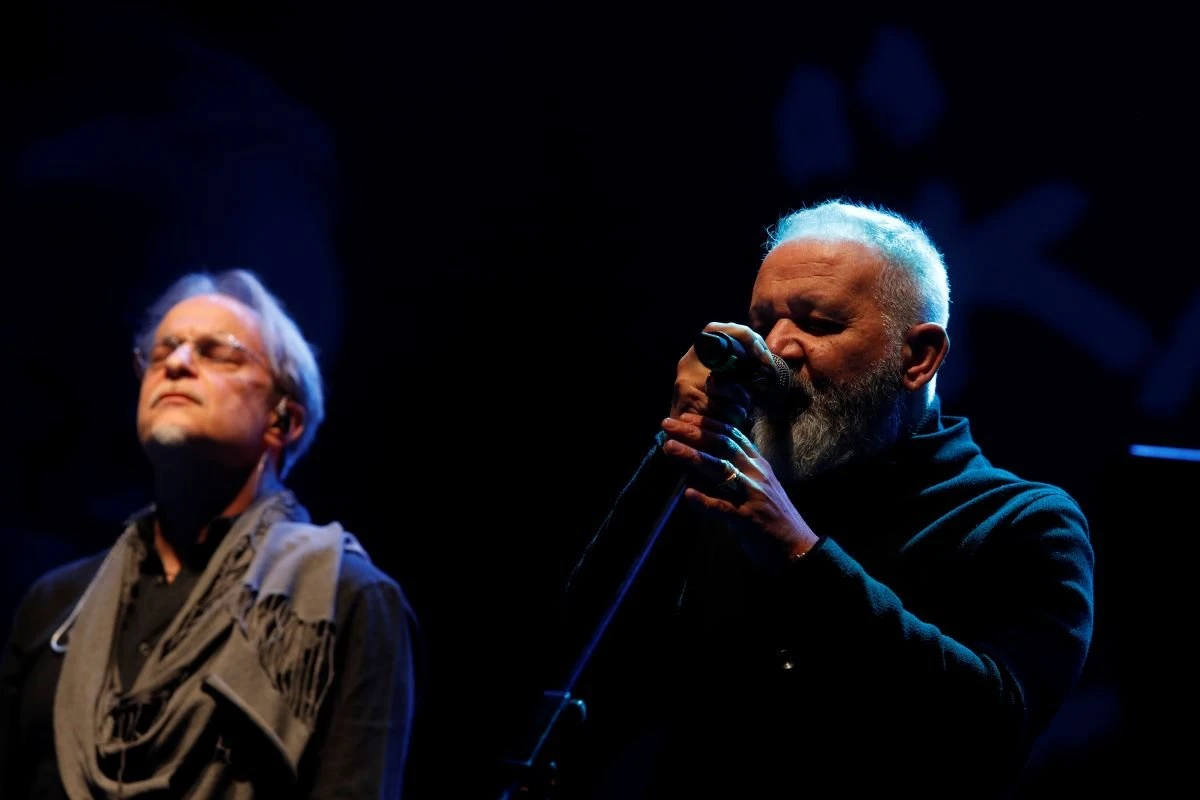 Μ. Πασχαλίδης και Χρήστος Θηβαίος στη σκηνή του ΣΕΦ