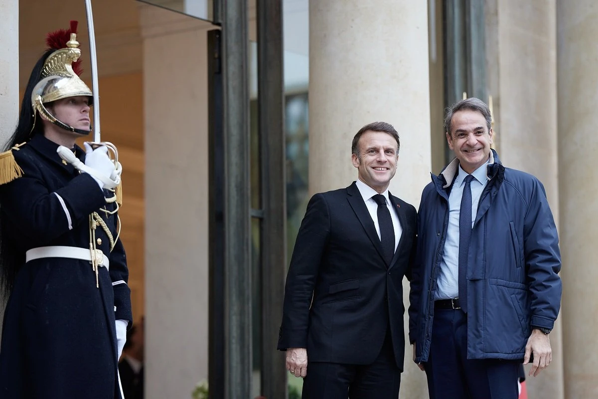 mitsotakis-macron-2.jpg?v=0