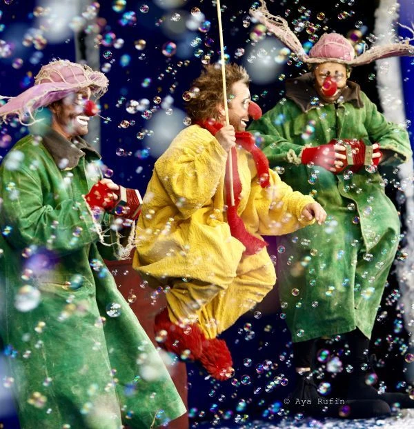 slavas-snow-show3.jpg?v=0