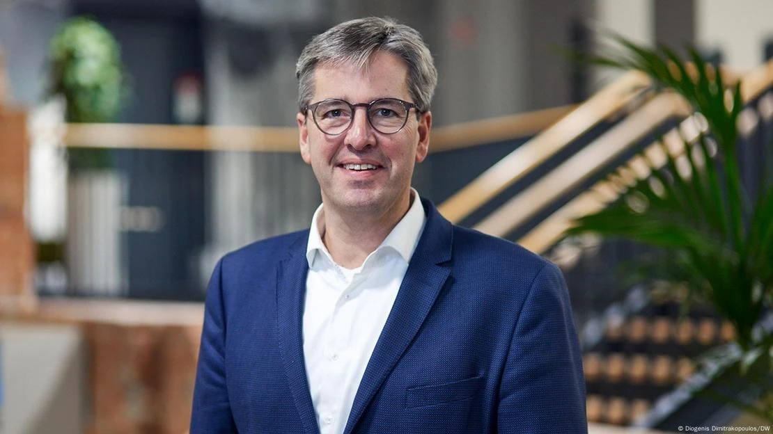 Ο καθηγητής Δρ Όλιβερ Γιουνγκ