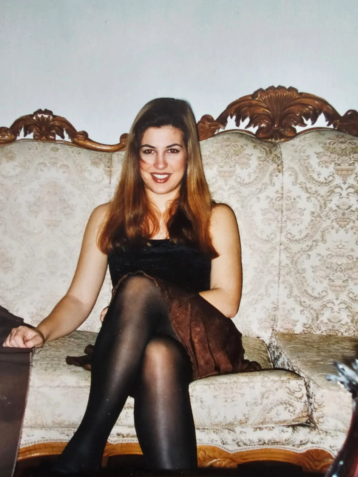 Ως έφηβη στον καναπέ του πατρικού της