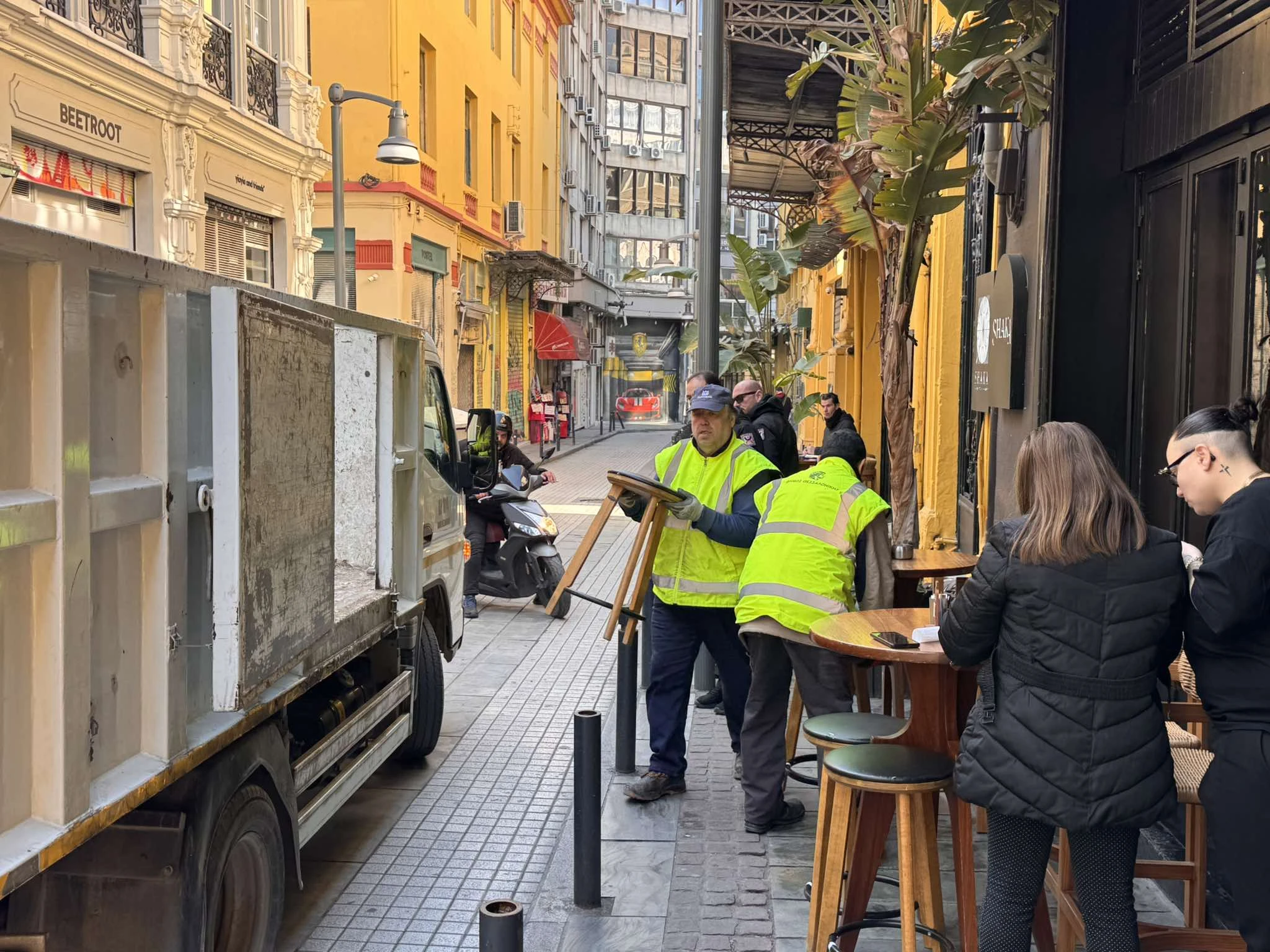 trapezokathismata.jpg?v=0