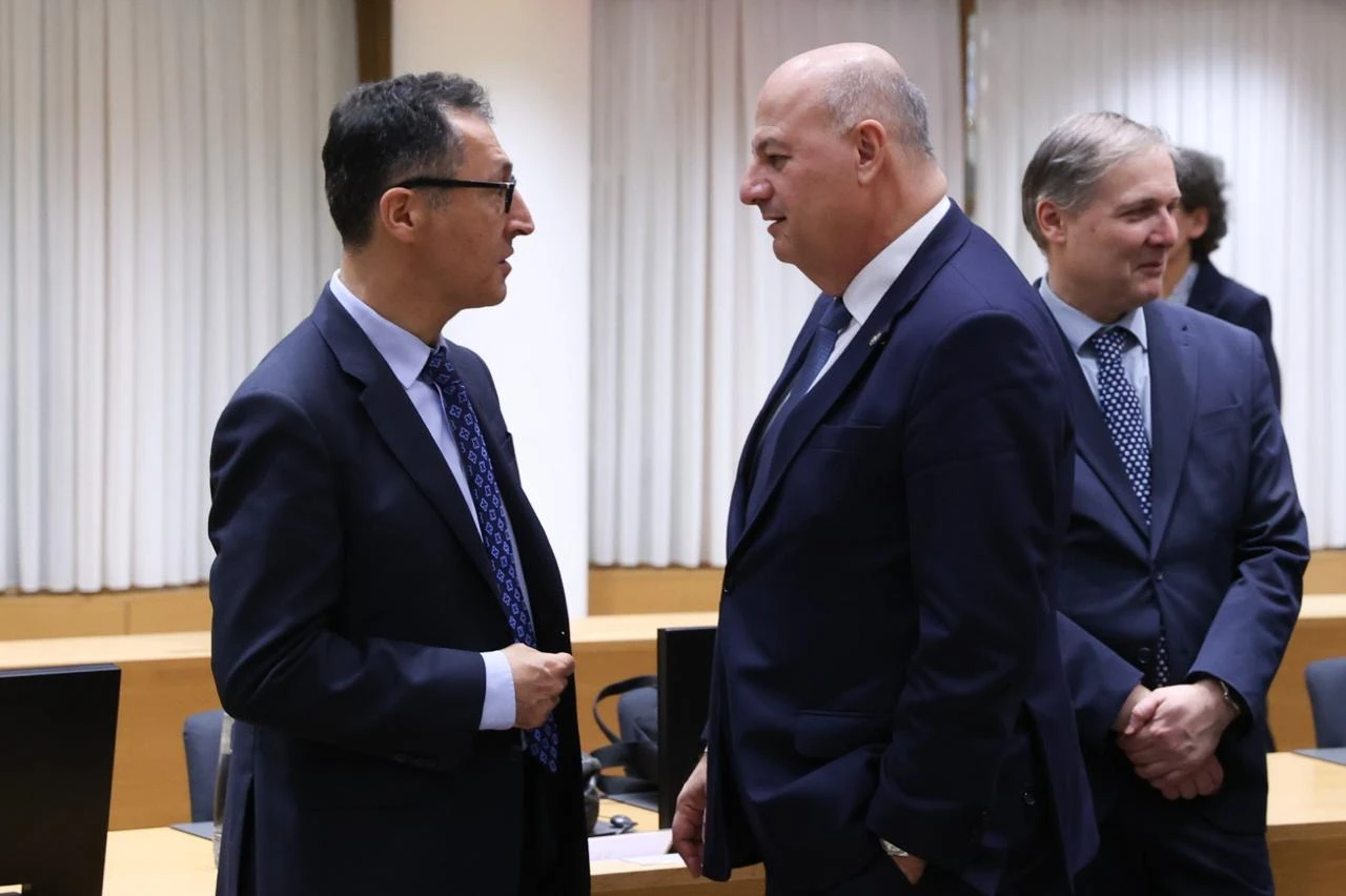 4-1.jpg?v=0 4-1.jpg?v=0