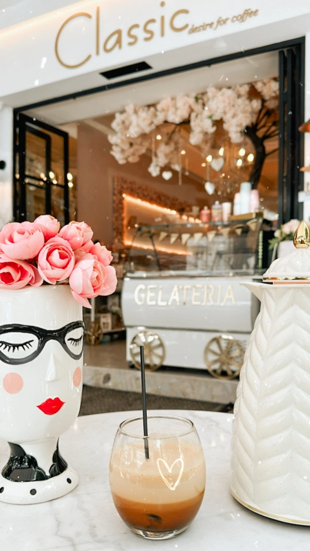 classic-desire7.jpg?v=0