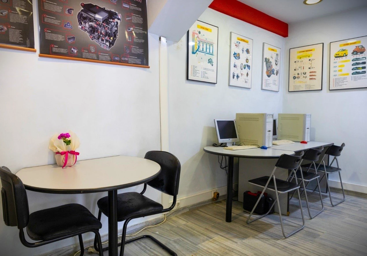 scholes-odighon-nazlidi8.jpg?v=0