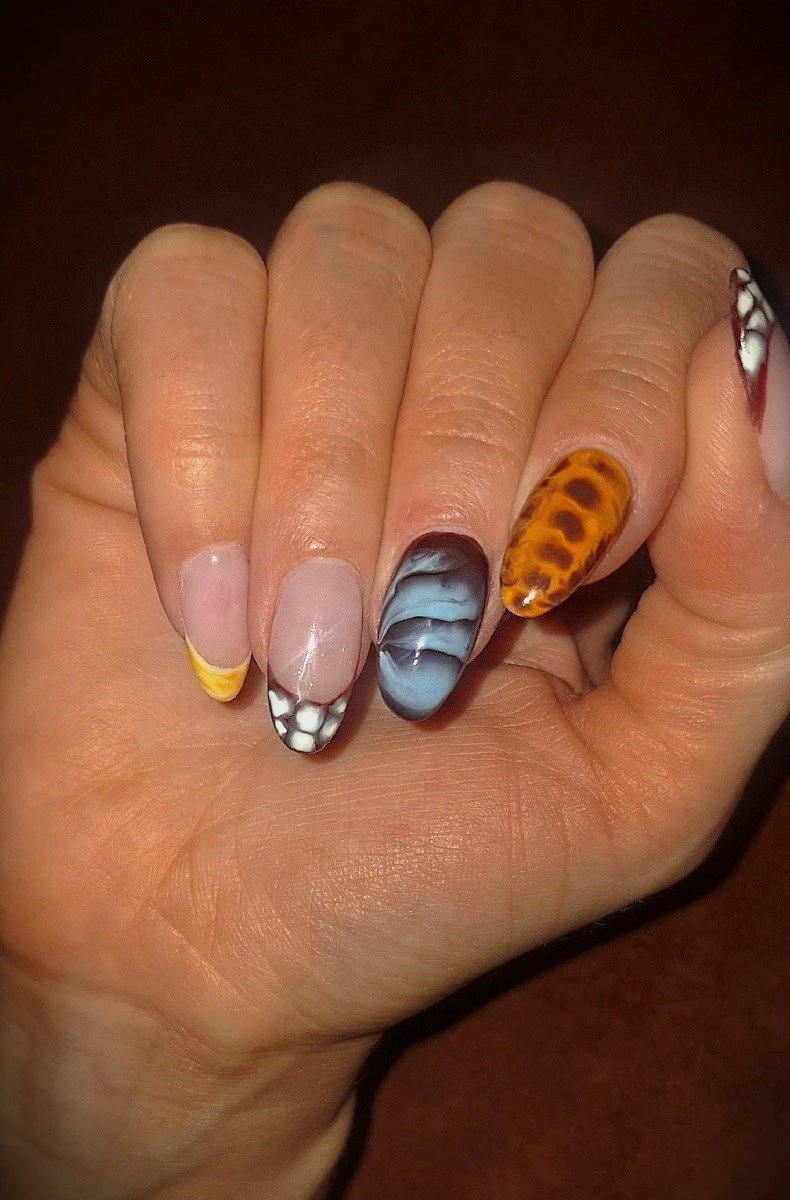 de-mood-salon12.jpg?v=0 de-mood-salon12.jpg?v=0