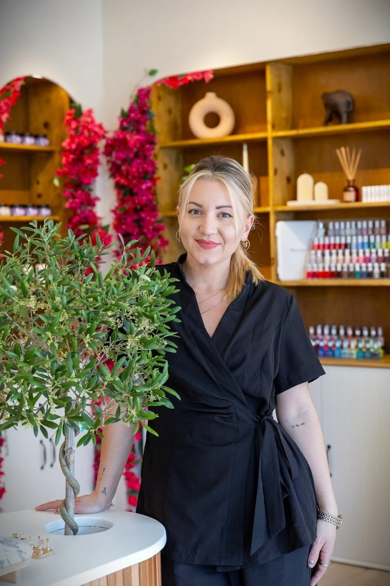 de-mood-salon3.jpg?v=0 de-mood-salon3.jpg?v=0