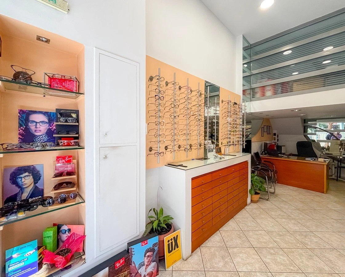 optika-tsioukis3.jpg?v=0