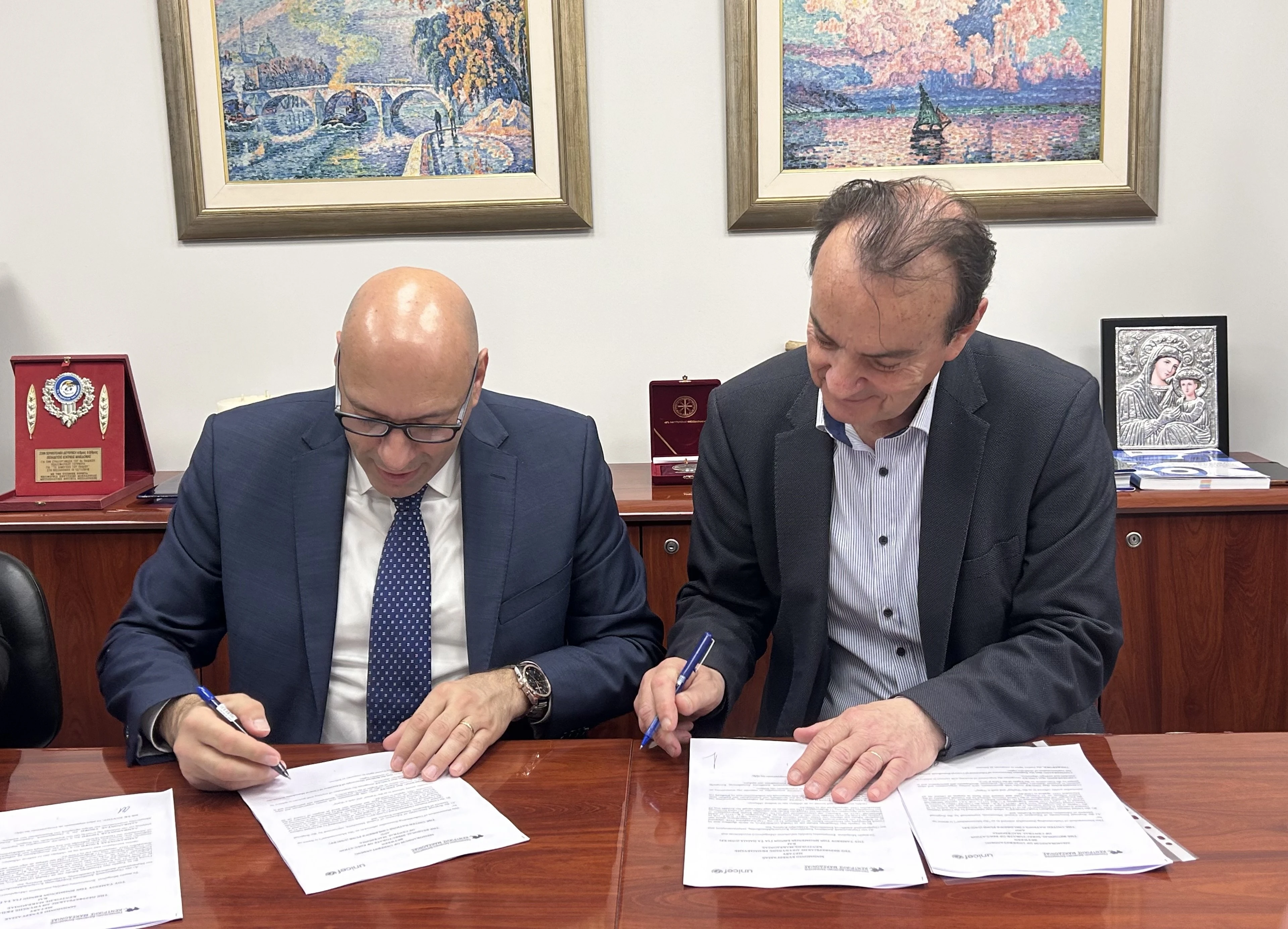 unicef-sxoliki-via-2.jpg?v=0