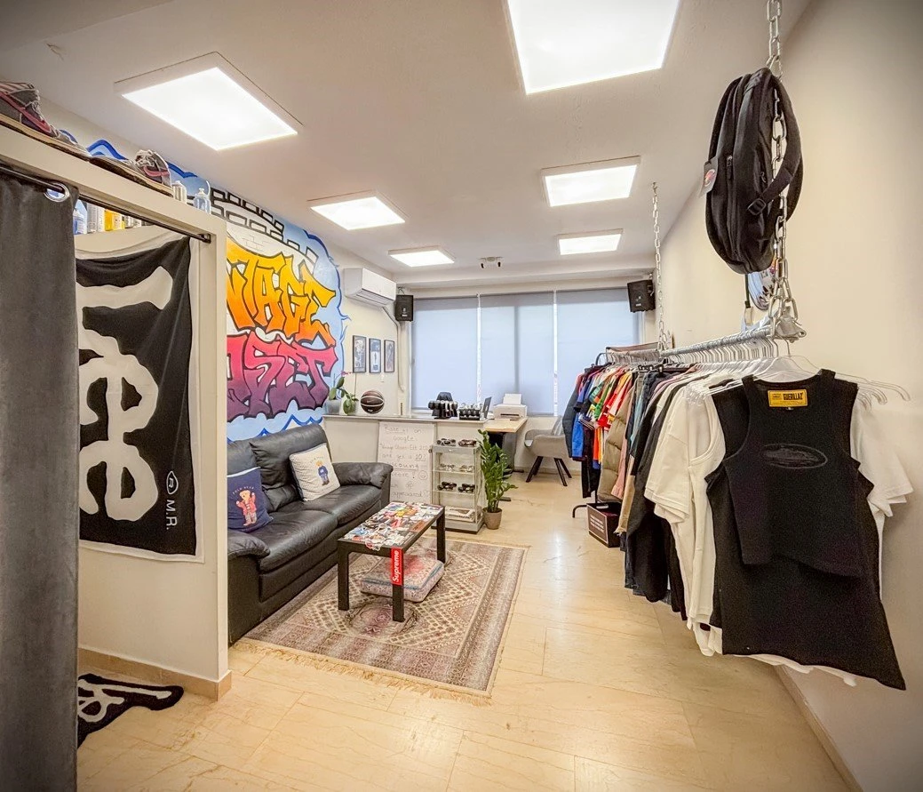 vintage-closet4.jpg?v=0