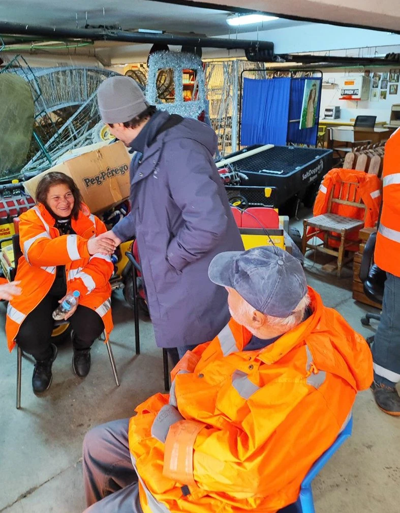 xionoptosi-pefka-aprilios-7425-4.jpeg?v=0