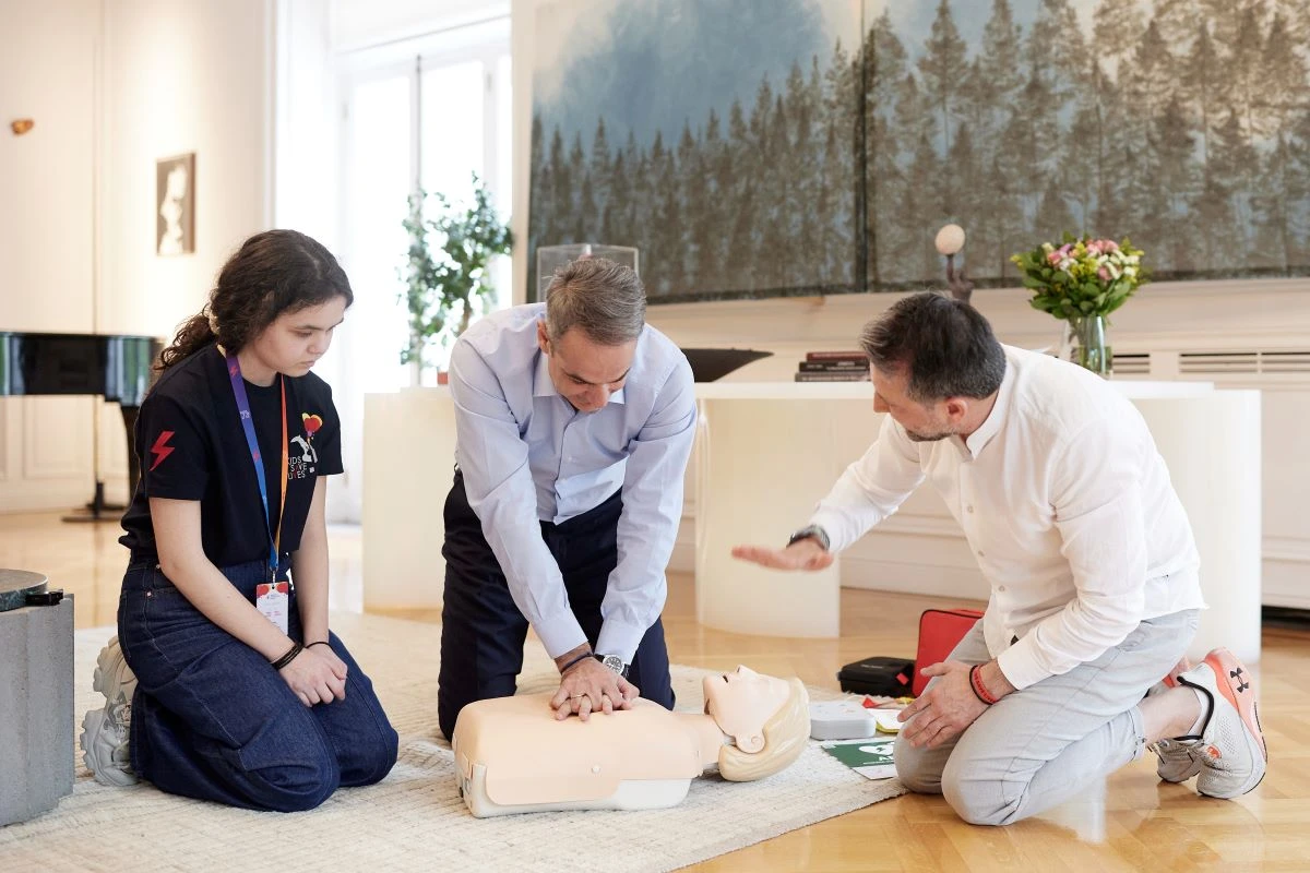 mitsotakis-kidssavelives-4.jpg?v=0