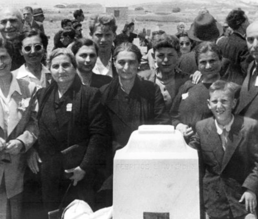 pampontiakon-panigiri-1.jpeg?v=0