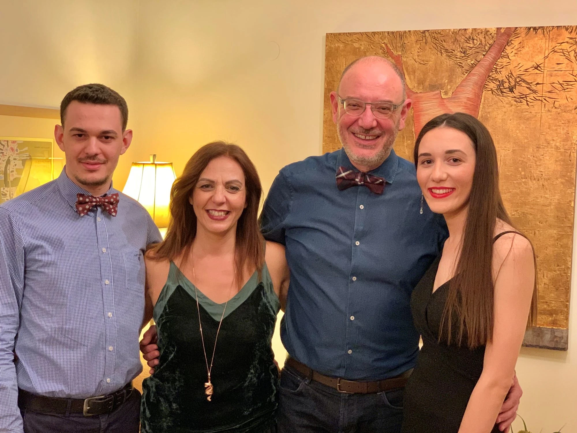 Οικογενειακή φωτογραφία: με τη σύζυγό του και τα παιδιά τους Θανάση και Αλεξάνδρα