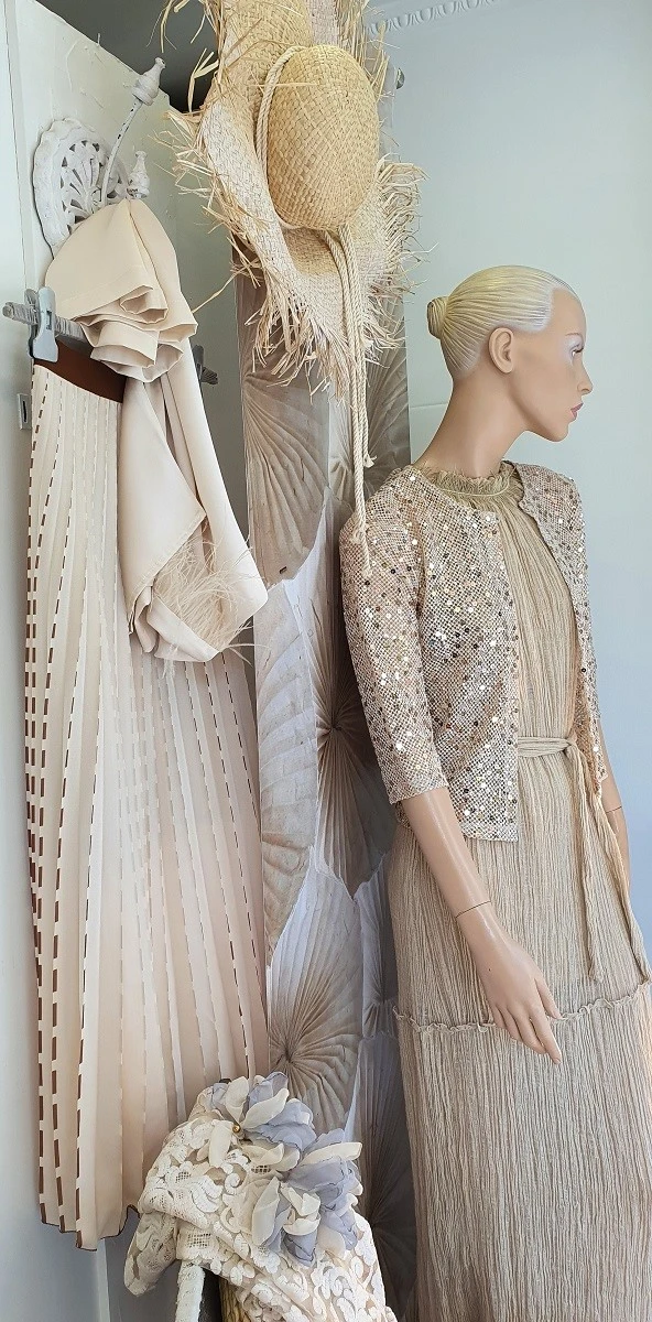 think-white-boutique21.jpg?v=0