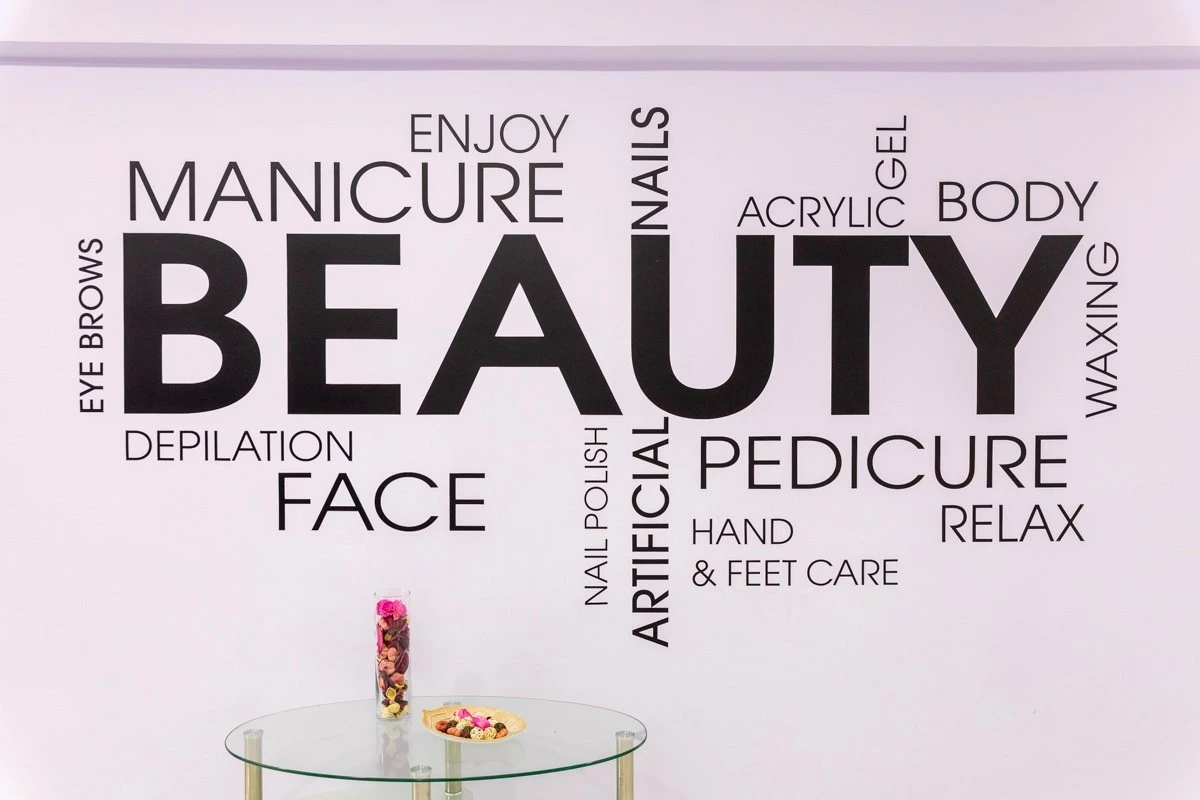 beauty-hall-20.jpg?v=0