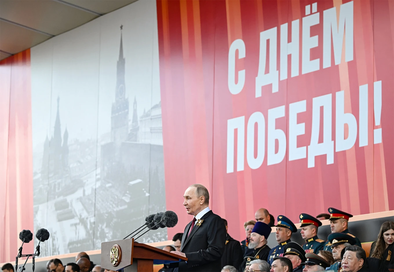 putin-parelasi-2.jpg putin-parelasi-2.jpg