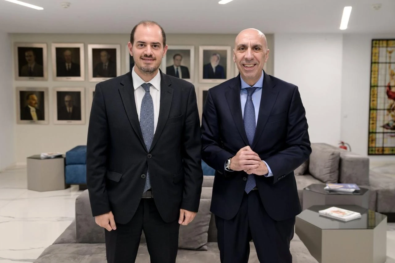 bratakoskotsiras.jpeg?v=0