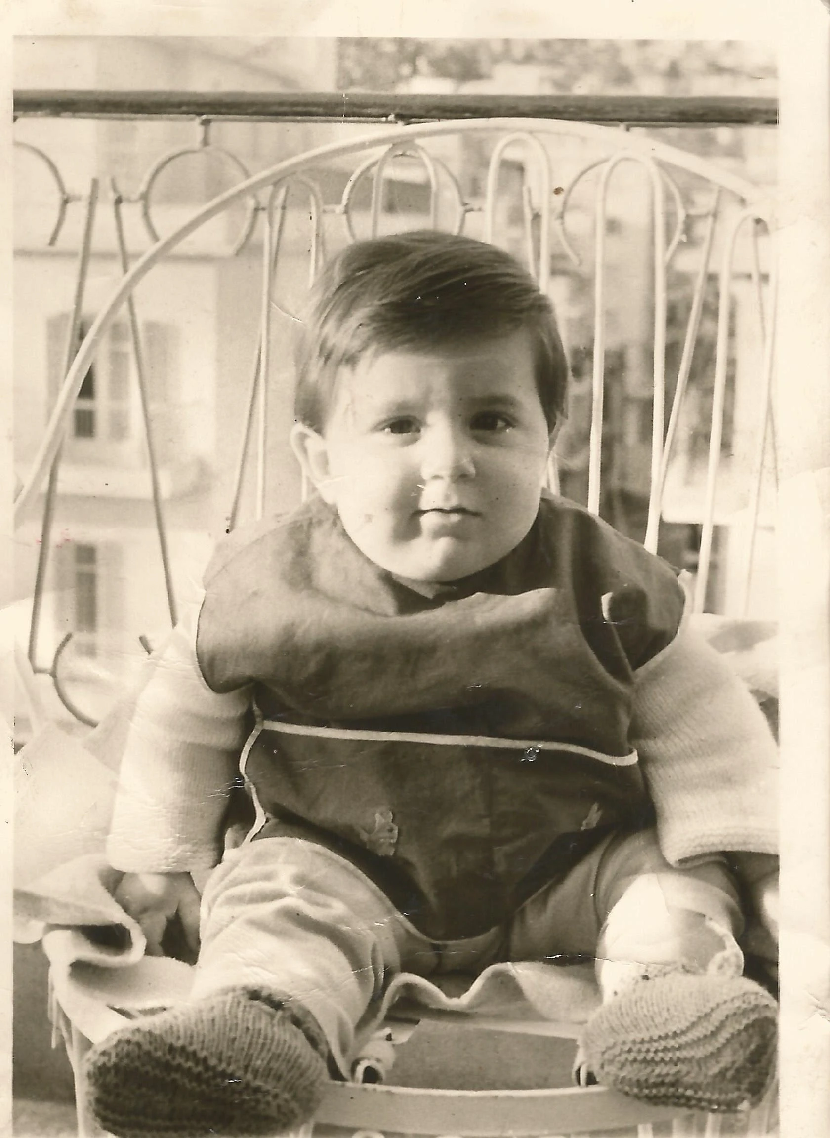 Μωρό σε ηλικία 11 μηνών στο πατρικό του στη Θεσσαλονίκη