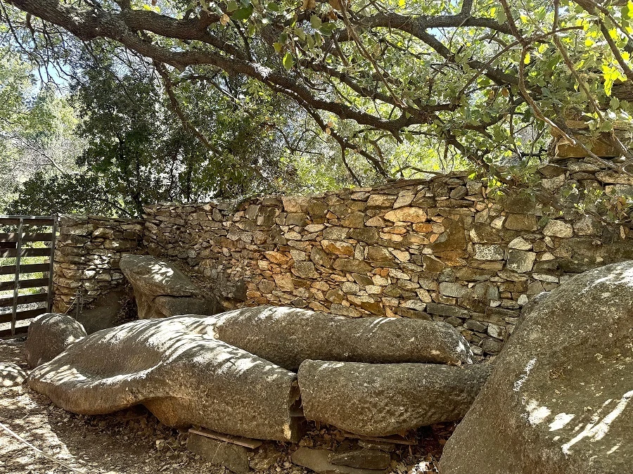 naxos-kouros2.jpg?v=0 naxos-kouros2.jpg?v=0