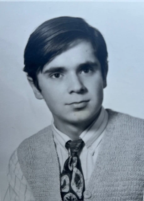 Στο σχολικό άλμπουμ σε ηλικία τελιοφοίτησης