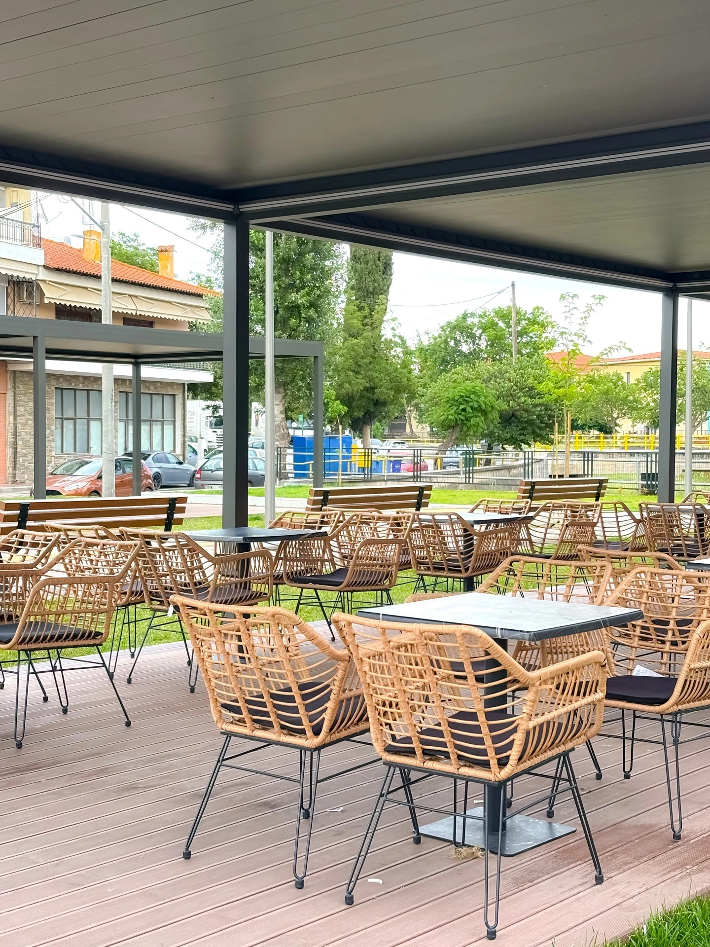 bland-cafe-5.jpg?v=0