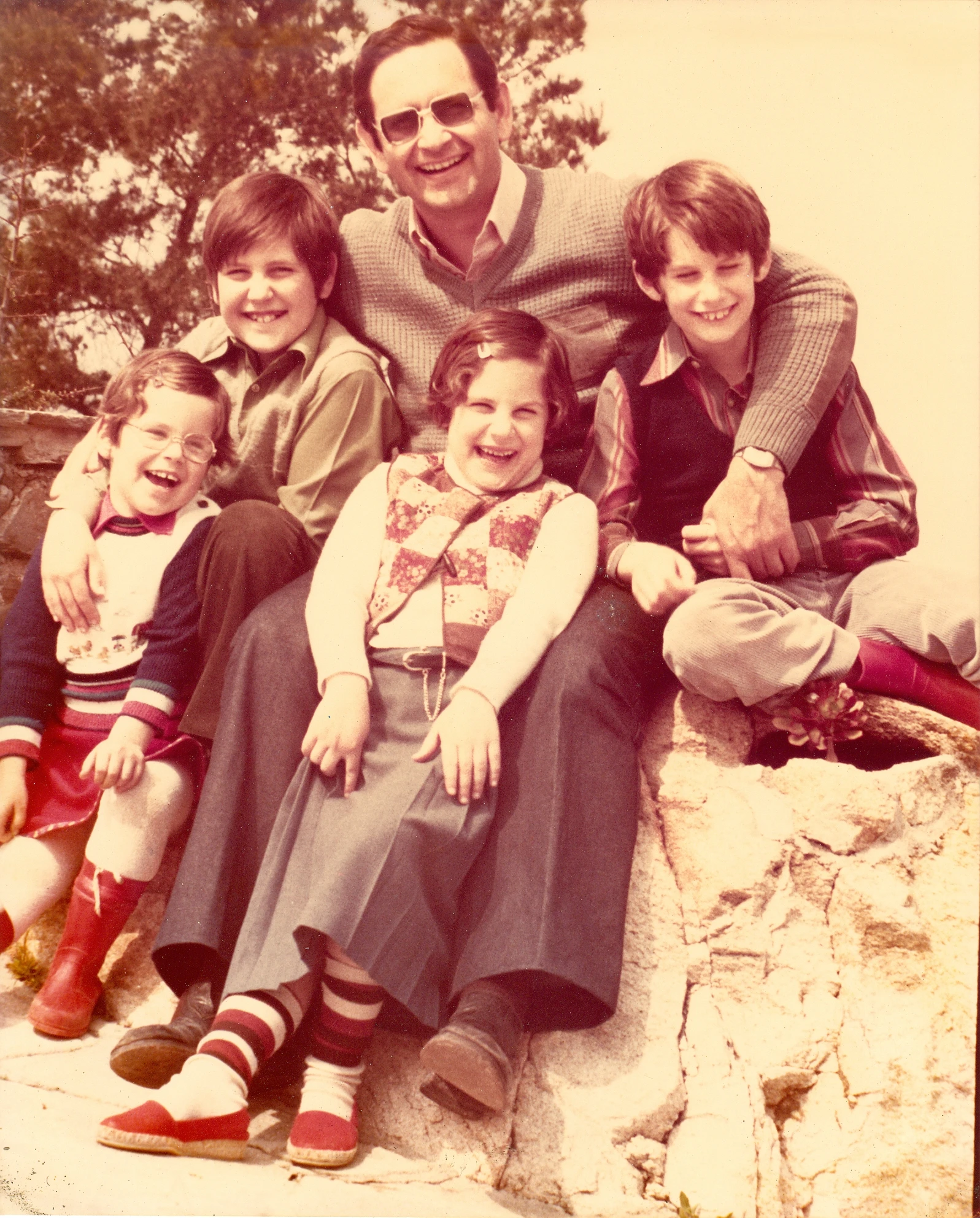 Μαζί με τα παιδιά του στα τέλη της δεκαετίας του 