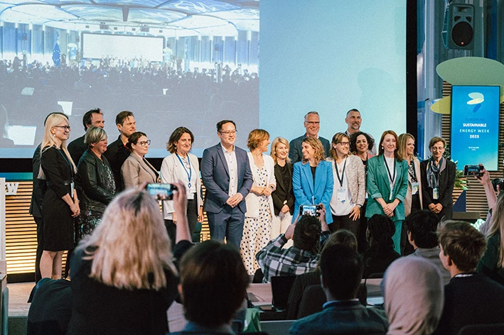 group-photo-1.jpg?v=0