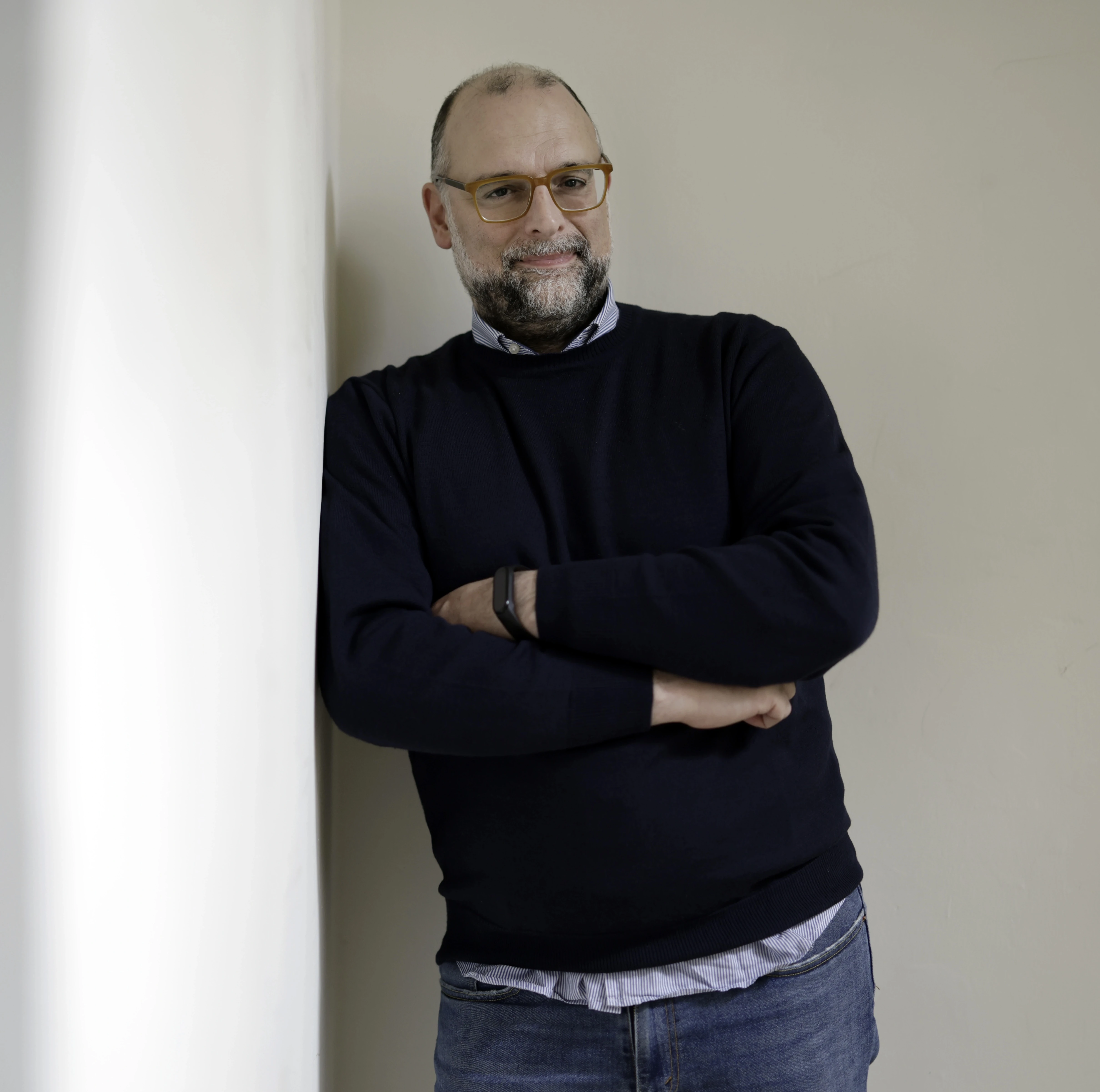 Ο συγγραφέας, Λέων Ναρ