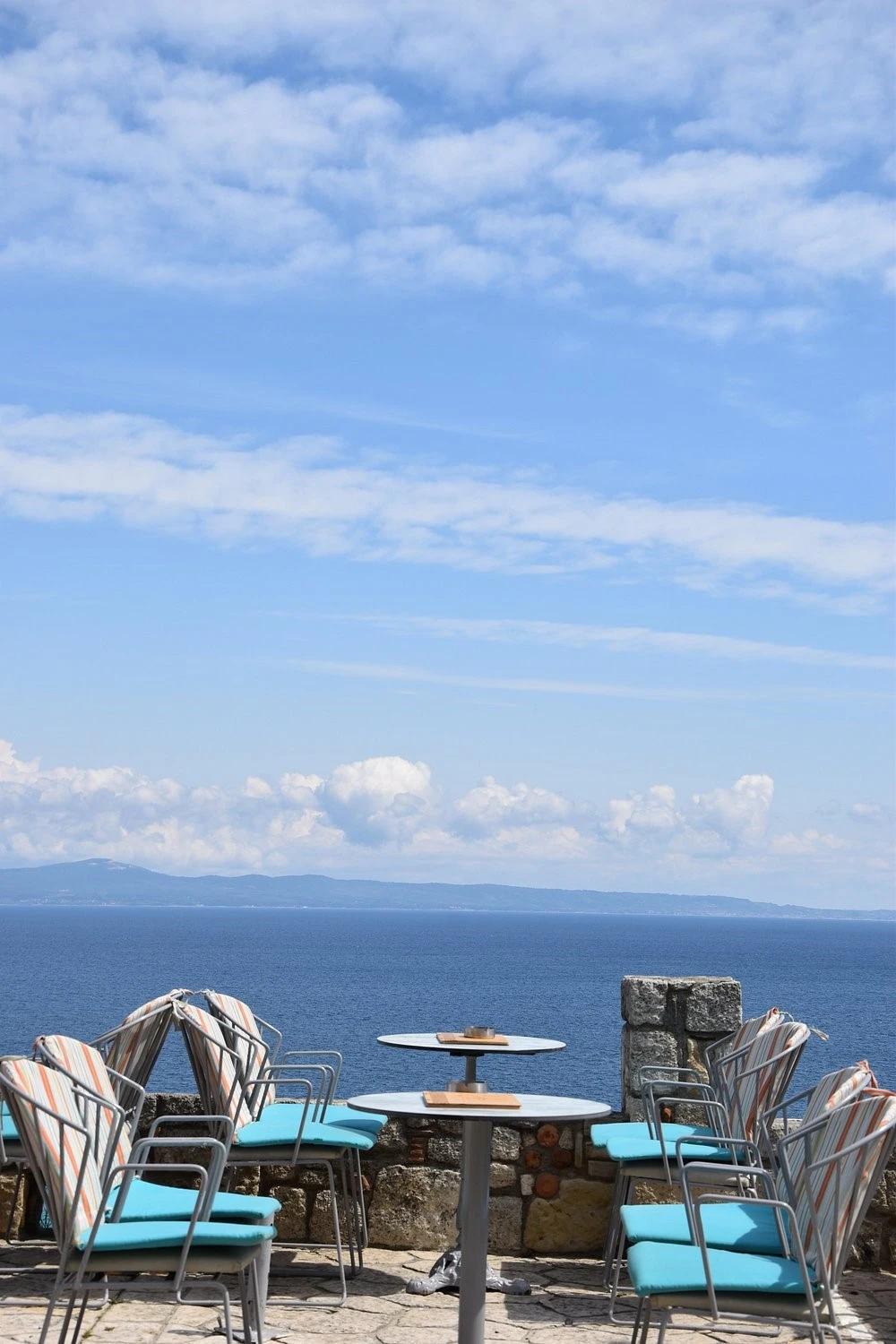 on-the-rocks-4.jpg?v=0