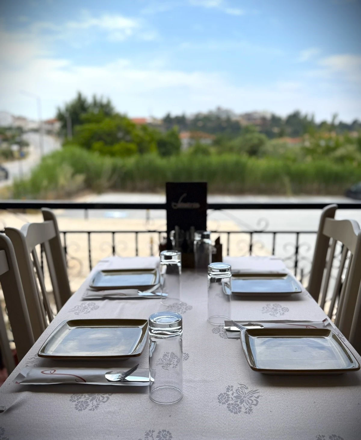 taverna-dimitris5.jpg?v=0 taverna-dimitris5.jpg?v=0