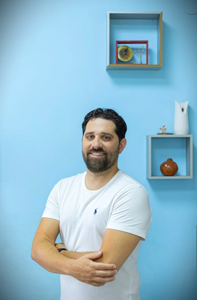 Γιώργος Καψάλης – Φιλόλογος - Διευθυντής Σπουδών του Activum Ευκαρπίας