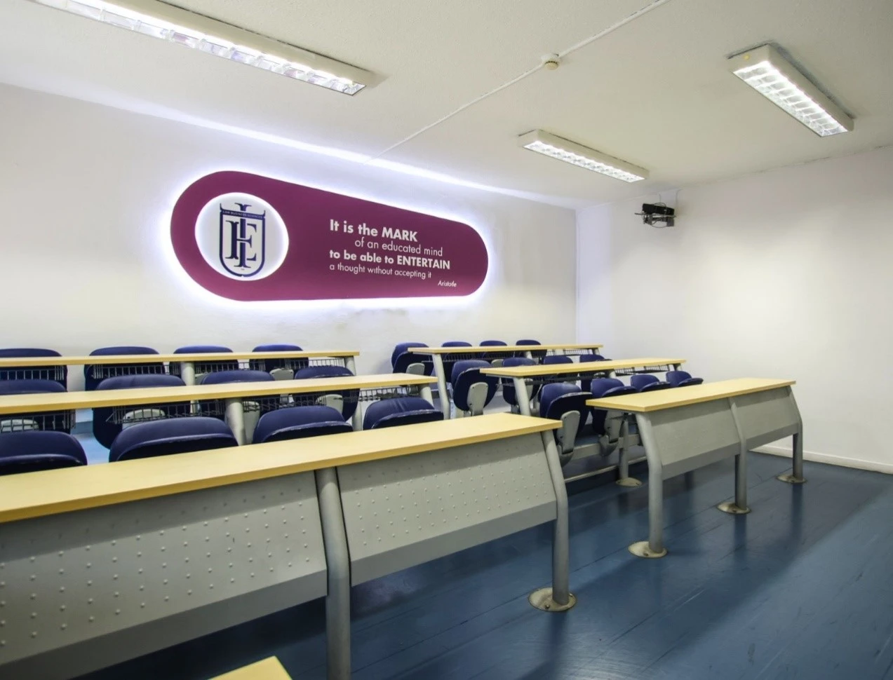 dei-college8.jpg?v=0