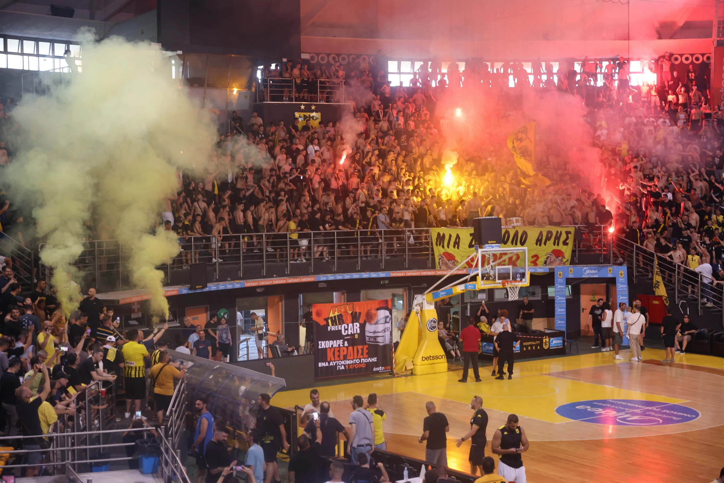 pale-aris-opadoi.jpg?v=0