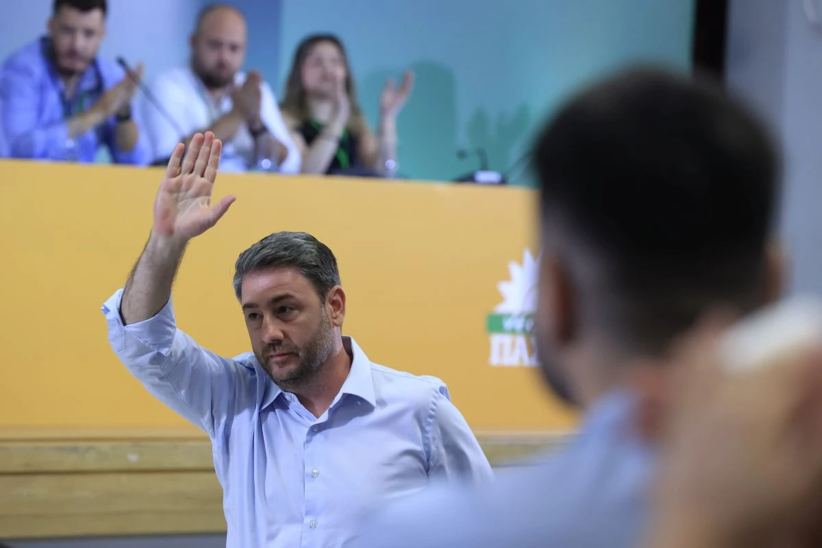 androulakis-neolaia-pasok-ioulios-20250381.jpg?v=0