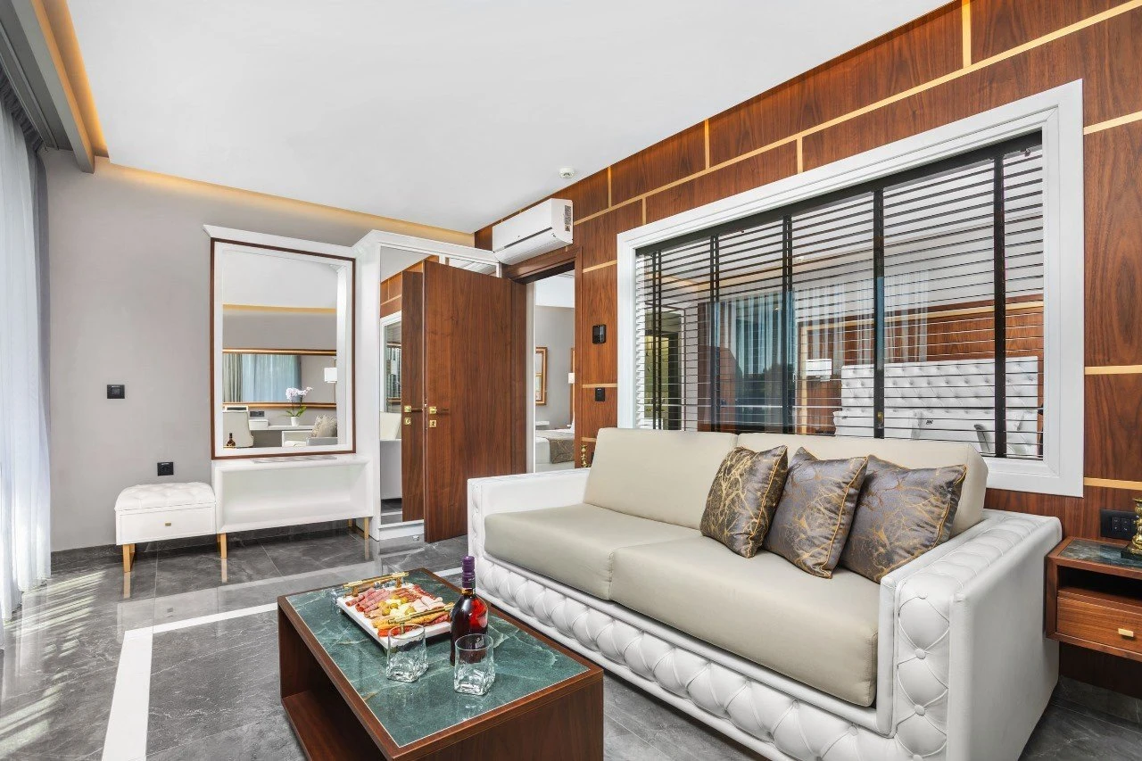 bareti-boutique-10.jpg?v=0