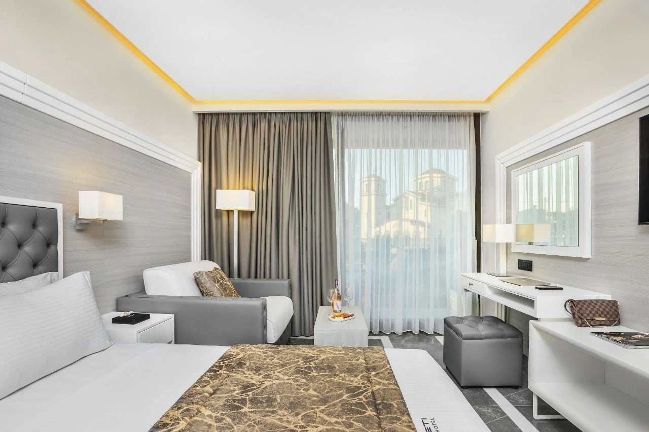 bareti-boutique-13.jpg?v=0