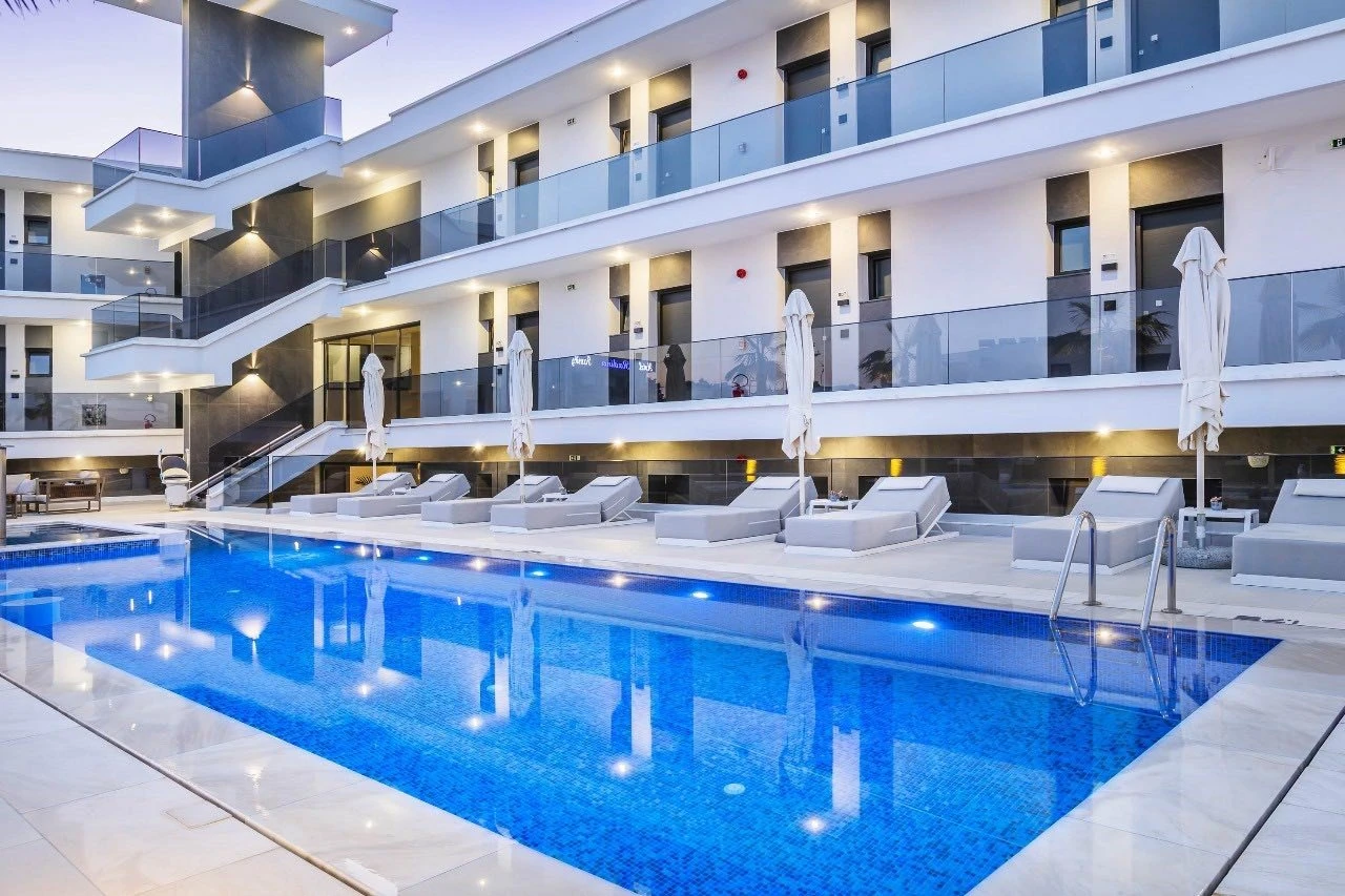 bareti-boutique-6.jpg?v=0