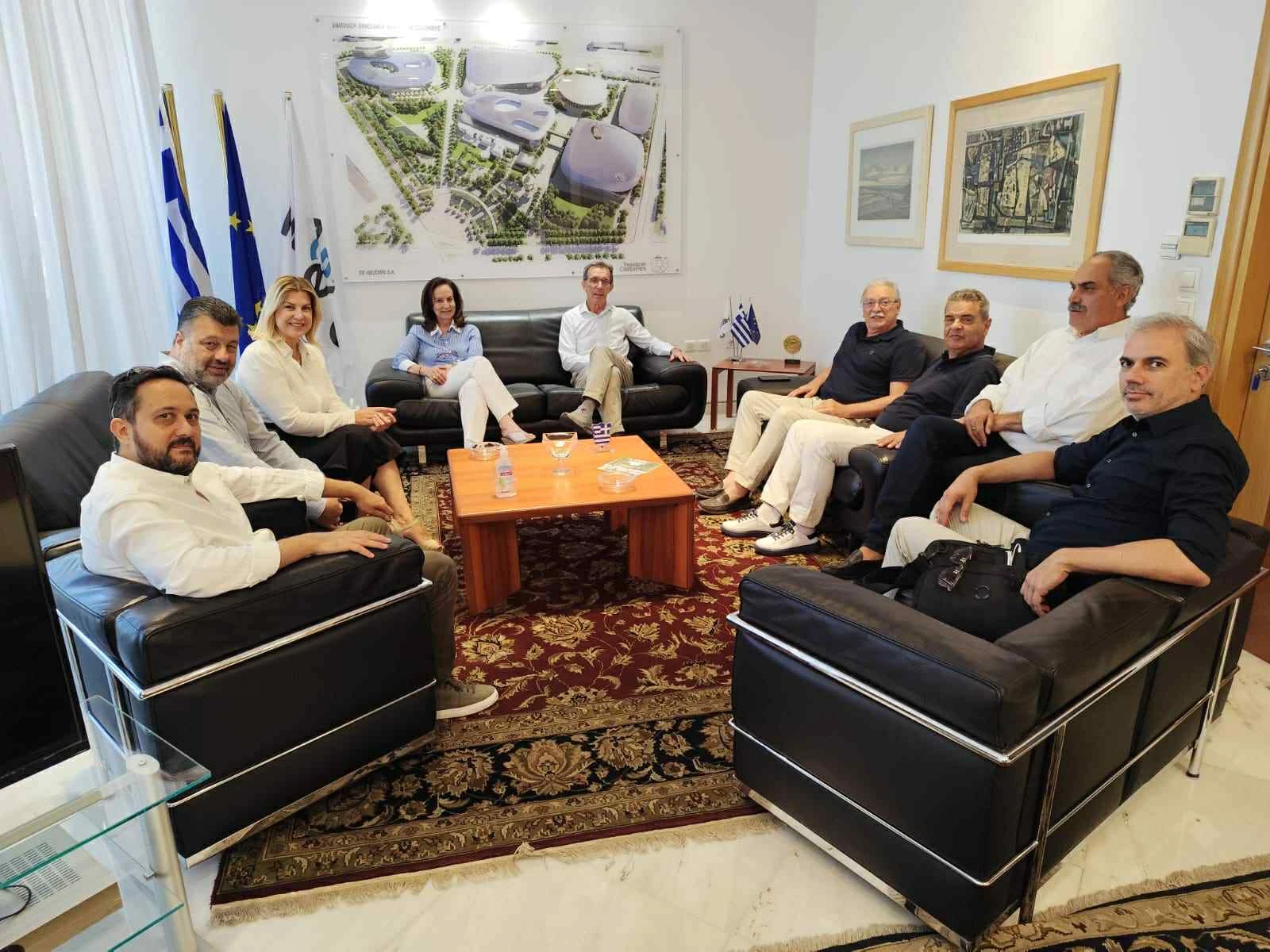 d9ec079a-652e-47ce-8c83-8b72247ce45b.jpeg?v=0