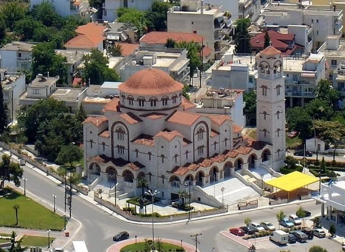 ima-holiday-suites9.jpg?v=0