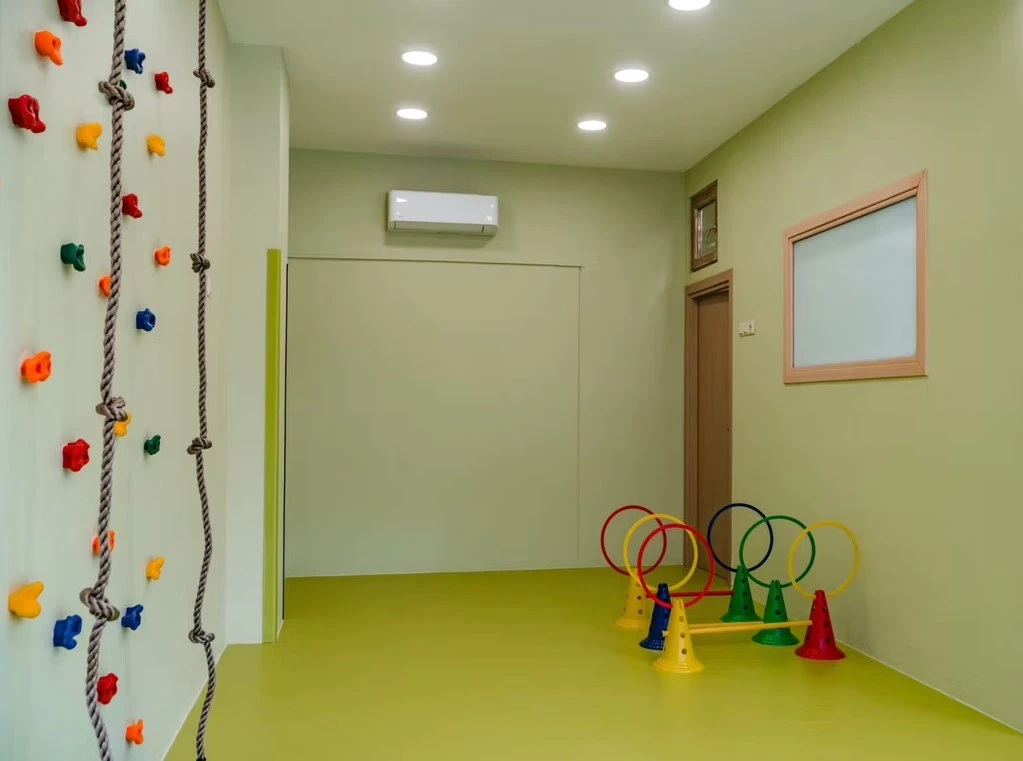 omorfos-kosmos-10.jpg?v=0