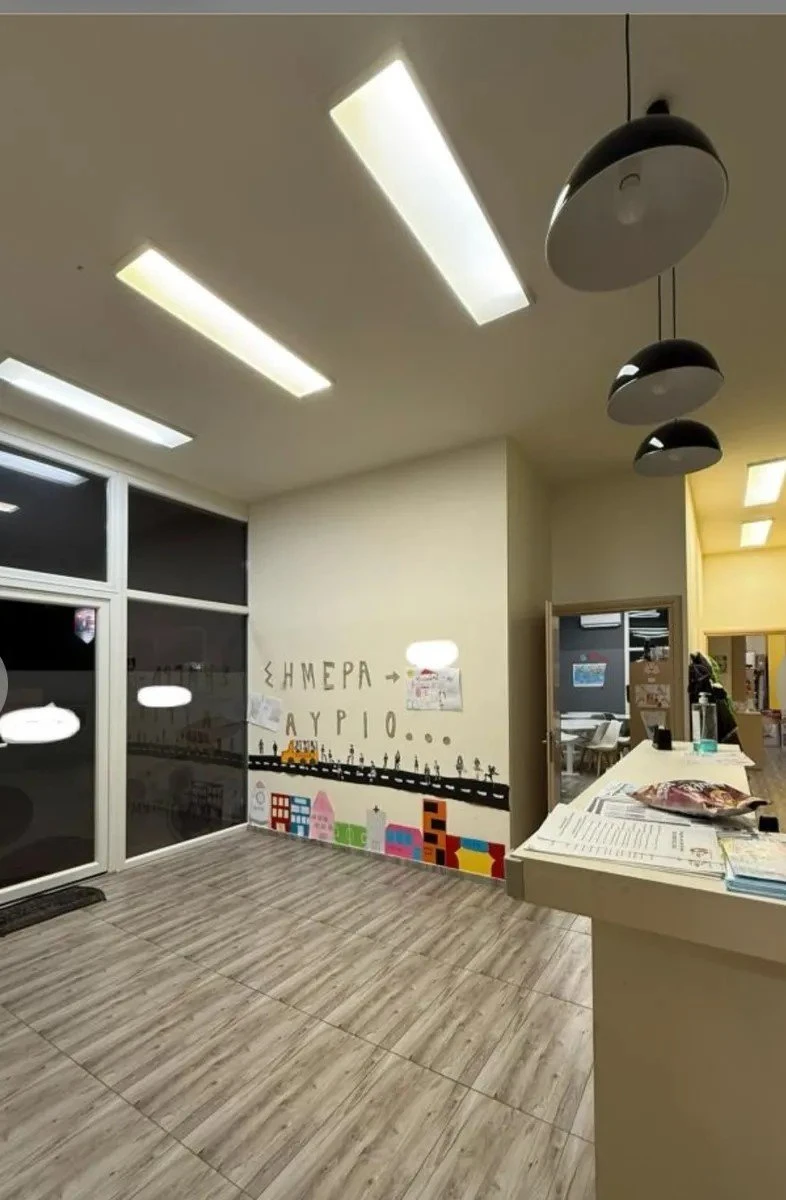 kdap-play-stream-2.jpg?v=0