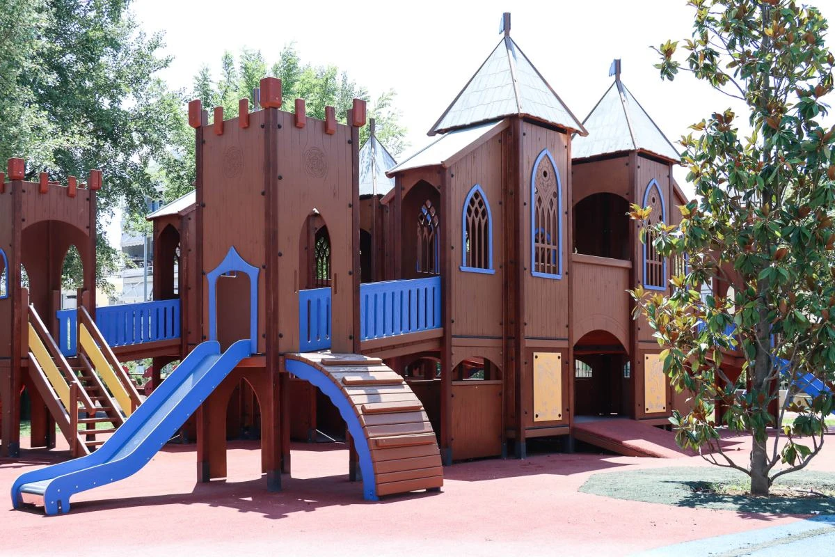 paidikos-stathmos-eptapurgiou.jpg?v=0