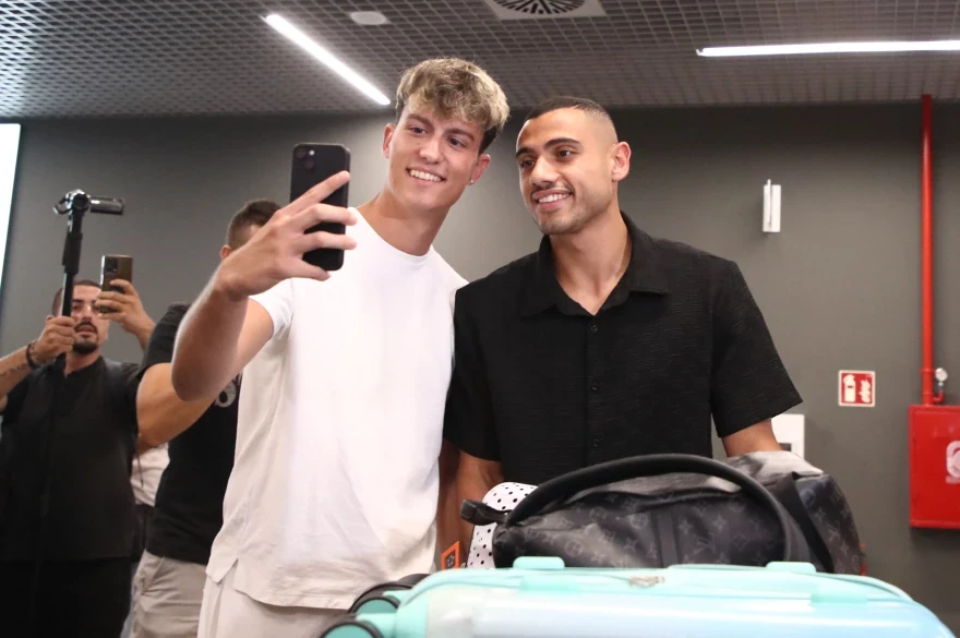 giakoumakis-1.webp?v=0