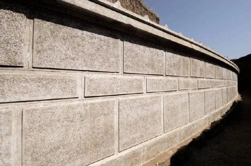 <b>ΤΜΗΜΑ ΤΟΥ ΠΕΡΙΒΟΛΟΥ ΤΟΥ ΤΥΜΒΟΥ ΚΑΣΤΑ ΠΟΥ ΑΝΑΔΕΙΚΝΥΕΤΑΙ ΜΕ ΕΡΓΑΣΙΕΣ ΣΥΝΤΗΡΗΣΗΣ </b>